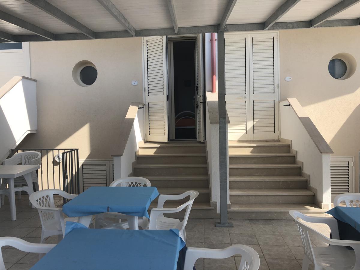 לצ'ה B&B Tramonti Del Sud מראה חיצוני תמונה